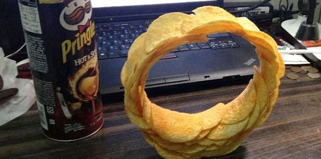Interesanti! 5 triki, ko tu vari izdarīt ar Pringles čipsiem