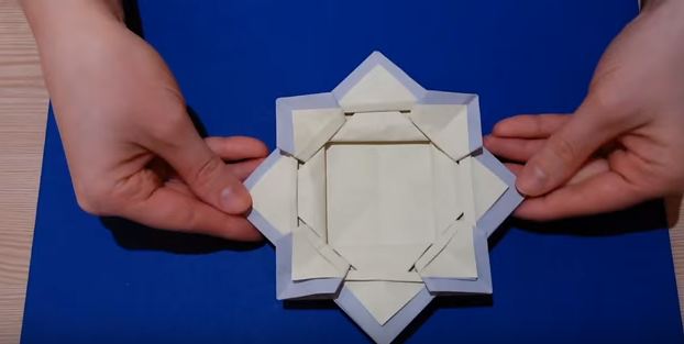 Pagatavo stilīgu origami foto rāmi!