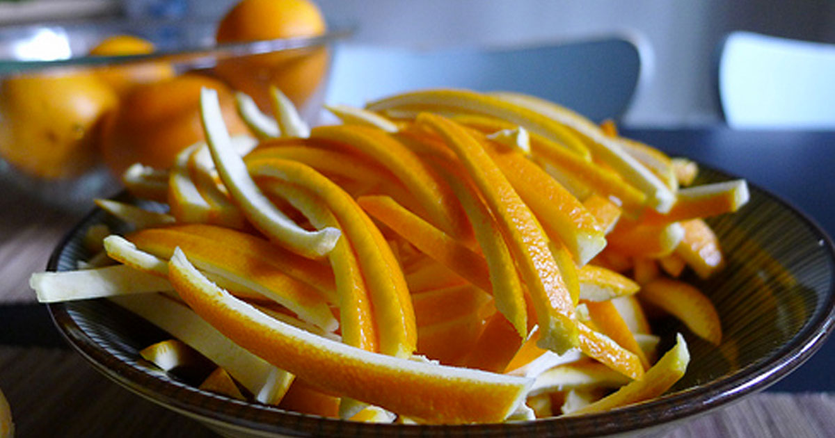 Pārsteidzoši veidi, kā apelsīnu mizas var uzlabot tavu ikdienu