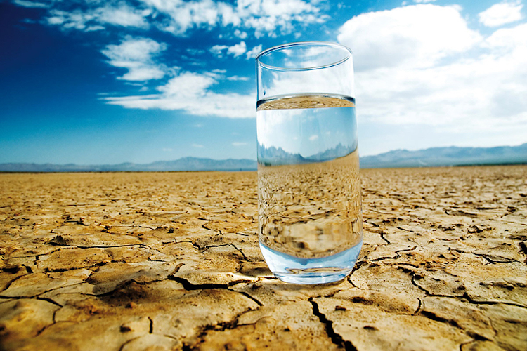 Kas notiek ar organismu, kad netiek dzerts ūdens?