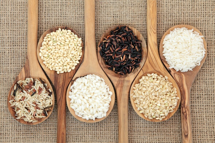 Kā noteikt rīsu kvalitāti? Pārbaudiet, vai uzturā nelietojat pakaļdarinājumu!