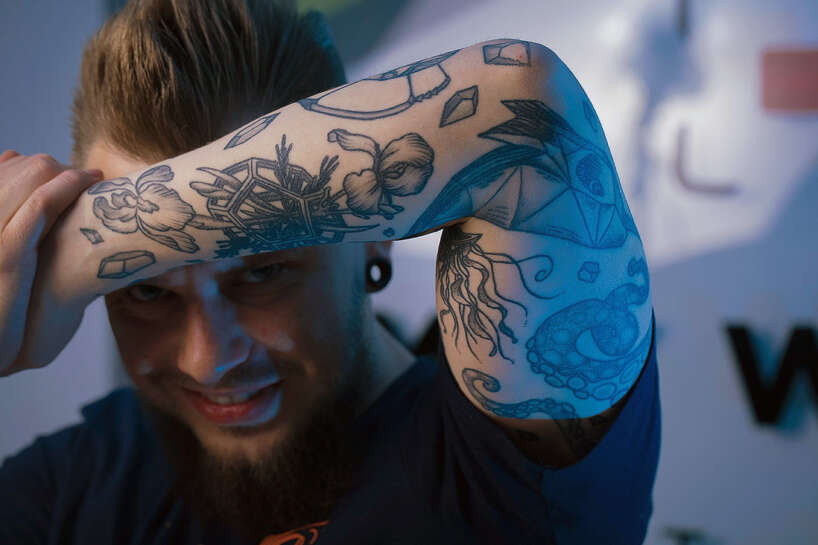 Vai tu esi kādreiz domājis, kas notiek ar tetovējumiem un kā tie izskatās, kad cilvēks aiziet mūžībā. Šis!
