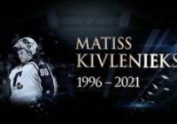 Kā hokeja pasaule sēro par šokējošo “Blue Jackets” vārtsarga Matīsa Kivlenieka nāvi