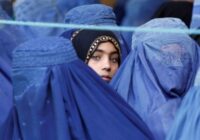 “Es drīzāk mirtu”: kas notiek ar sievietēm ”Taliban” kontrolētajā Kabulā. Nav viegli