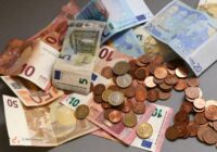 Latvijas bankas uzsver, ka neņemot šo vērā, daudzi aprīlī var palikt bez naudas savā kontā