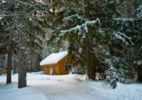 Sestdienas rītā Latvijā, aukstākajā un sniegotākajā kopš aprīļa, gaiss ir vēss un zemi klāj sniega kārta