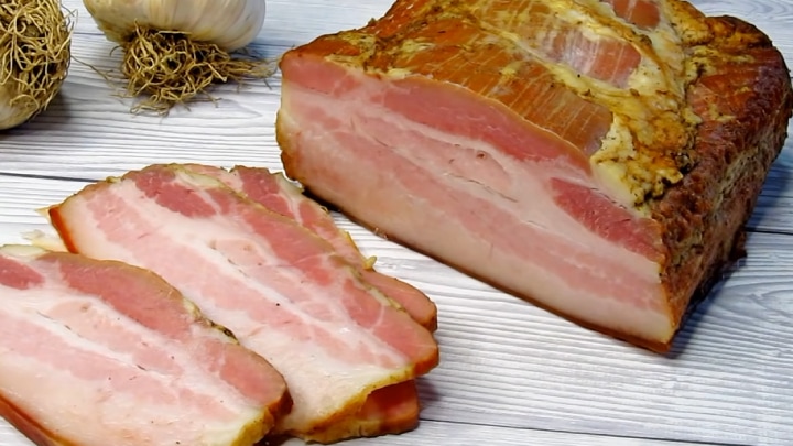 Delicious and Aromatic Homemade Bacon Recipe – No Chemical Smells or Tastes