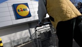 Kā iepirkties vēl lētāk: “Lidl” iepriecina pircējus ar jaunu iespēju visos veikalos Kā iepirkties vēl lētāk: “Lidl” iepriecina pircējus ar jaunu iespēju visos veikalos