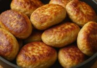 Brīnišķīgās kabaču kotletes 30 minūtēs – recepte, ko gatavoju visu vasaru bez apstājas