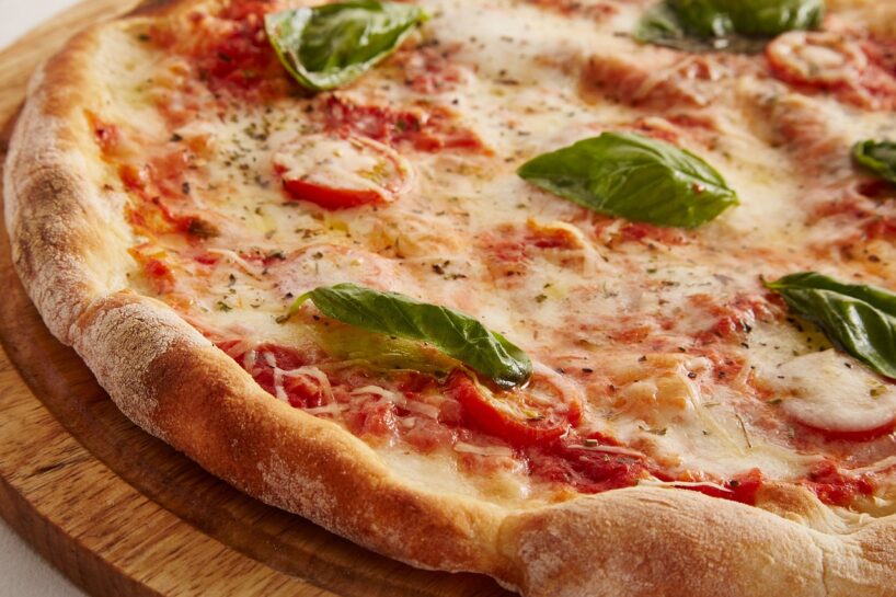 Pastāstīsim, kā pagatavot perfektu picas mīklu