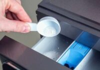Cik daudz veļas pulveris patiesībā nepieciešams pievienot veļas mašīnai: Meistaru padoms