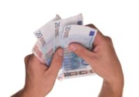 VID Drīzumā sazināsies ar iedzīvotājiem, kuru konta apgrozījums pārsniegs šo robežu