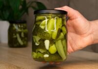 Gurķi ziemai itāļu gaumē bez sterilizācijas – restorāna cienīgs gardums 30 minūtēs