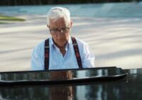 Maestro Raimonds Pauls sniedz atbalstu jaunai mūzikas pasaules personībai, sakot: ”Latvijā būs sava Pugačova”