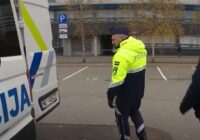 No 12. aprīļa katram auto obligāti jābūt aprīkotam ar šo priekšmetu, pretējā gadījumā vadītājam uz mēnesi atņems tiesības – kurā valstī šāds likums pieņemts
