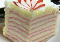 Sāļā torte “Karaliene” bez miltiem un mīklas 20 minūtēs – krabji un sierkrēms radīs izcilu garšu