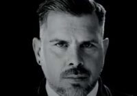 Dziedātājs Intars Busulis ir atklājis, kādu īpašu rituālu viņš veic ik reizi, pirms dodas uz skatuves