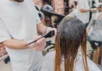 Matu krāsošanas Mēness kalendārs 2025. gada septembrim, lai jaunais imidžs jūs padarītu mirdzošas