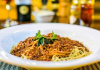 Spageti bolonjēze būs garšīgāki un krēmīgāki, ja pievienosiet vienu vienkāršu sastāvdaļu