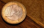 Gribēju izņemt 100 eiro, tomēr naudu noskaitīja no mana konta, bet bankomāts naudu ”apēda” – stāstu kas notika tālāk Gribēju izņemt 100 eiro, tomēr naudu noskaitīja no mana konta, bet bankomāts naudu ”apēda” – stāstu kas notika tālāk