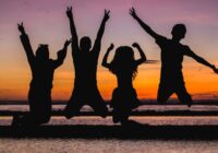 Introvertās un ekstravertās zodiaka zīmes: iepazīsti savu personību