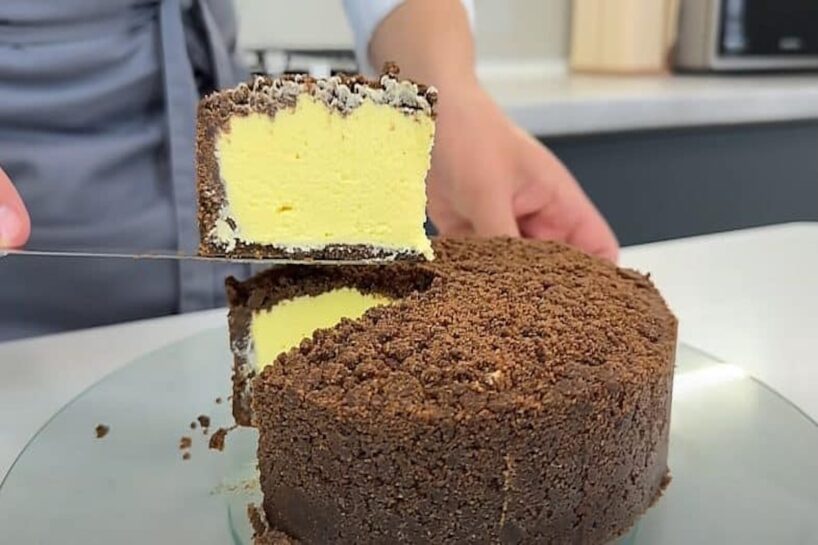 Kūka bez cepšanas tikai 15 minūtēs ir burvīgs deserts, ko es pasniedzu visai ģimenei no pavisam vienkāršām sastāvdaļām