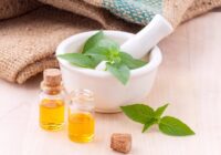 8 eļļu tops, kas noteikti padarīs jūsu ķermeņa kopšanas rutīnu par iecienītu rituālu