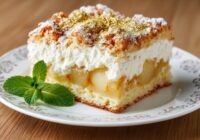 Ģimenes mīļākais pīrāgs ar krēmīgu pildījumu un siltu karameļu garšu