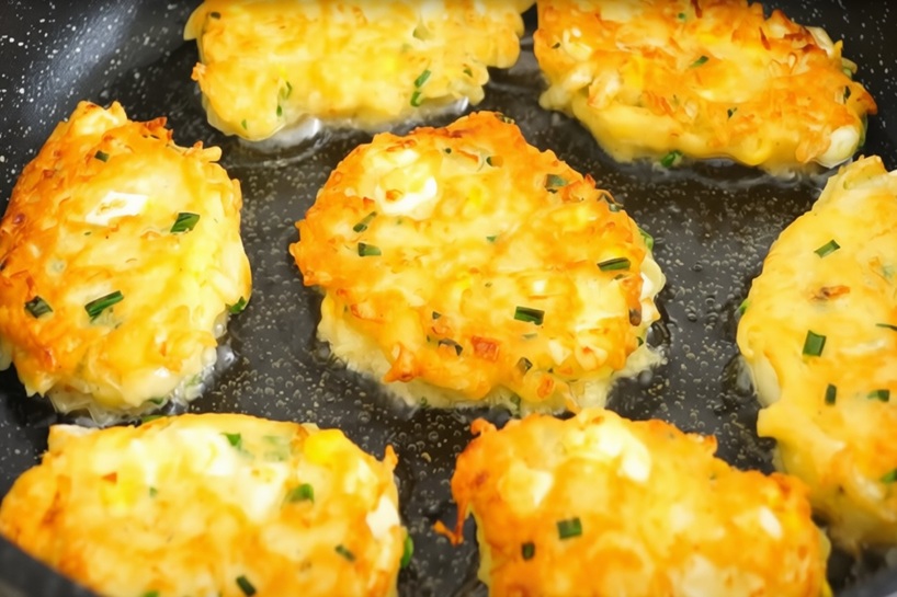 Pagatavot vieglāk nekā pankūkas un garšo labāk nekā pīrādziņi — lieliska recepte nesteidzīgam rītam