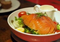 Lasis garšo vēl labāk, ja citronu aizstāj ar vienu interesantāku sastāvdaļu Lasis garšo vēl labāk, ja citronu aizstāj ar vienu interesantāku sastāvdaļu