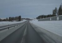 Ziemas apstākļu ietekme: braukšanas apgrūtinājumi uz valsts autoceļiem svētdienā Ziemas apstākļu ietekme: braukšanas apgrūtinājumi uz valsts autoceļiem svētdienā