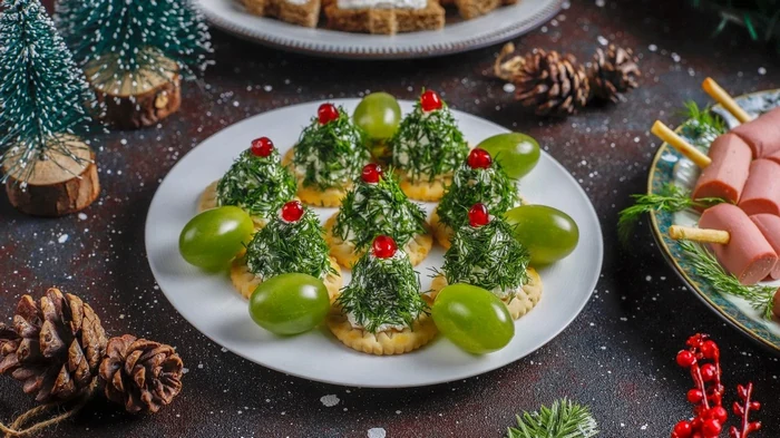 Kā aizstāt sarkanos ikrus sviestmaizēs: garda un budžetam draudzīga ideja Jaungada galdam