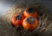 Es vienmēr nopērku tikai saldas hurmas — tās tiek pārbaudītas 3 sekundēs