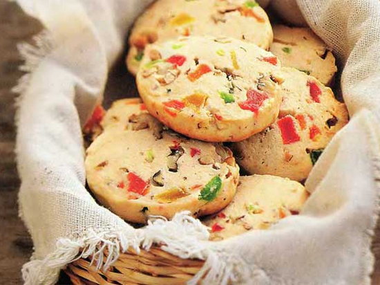 Mūsu ģimenes iecienītākais našķis – auzu pārslu cepumi ar riekstiem, rozīnēm un sukādēm