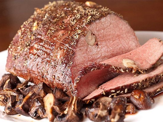 Noslēpumi, kā pagatavot nevainojamu liellopa gaļas rostbifu – pārspēsiet pat prasmīgu angļu saimnieces