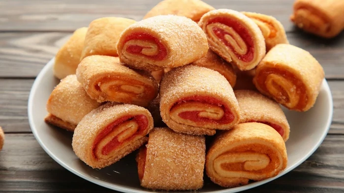 Cepumi ar ievārījumu kā no bērnības – vienkārša un delikāta garduma recepte