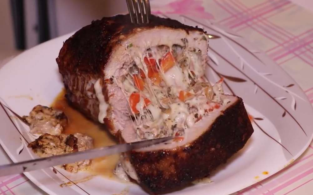 Cepta cūkgaļa Austrijas gaumē – recepte, kas liks nolaizīt pat pirkstiņus