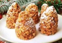 Ziemā uz visiem svētkiem gatavoju desertu bez cepšanas ar nosaukumu “Egļu čiekuri” — gards našķis 15 minūtēs.