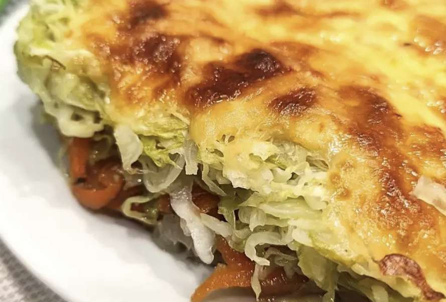 Vistas un balto kāpostu sacepums – nevainojamas garšas un labsajūtas kombinācija