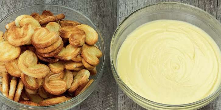 Es gatavoju Napoleona kūku 20 minūtēs bez cepeškrāsns – ļoti vienkārša recepte, izmantojot cepumus “Austiņas”