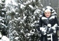 Kā pasargāt savas tūjas un kadiķus piemājas dārzā: mana pieredze ar smago sniegu