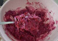 Kā es iemācījos pagatavot bietes tā, lai bērni nevis rauktu degunu, bet prasītu papildporciju