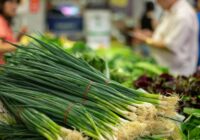 Nepērciet lokus veikalā: kā tos izaudzēt uz palodzes nedēļas laikā